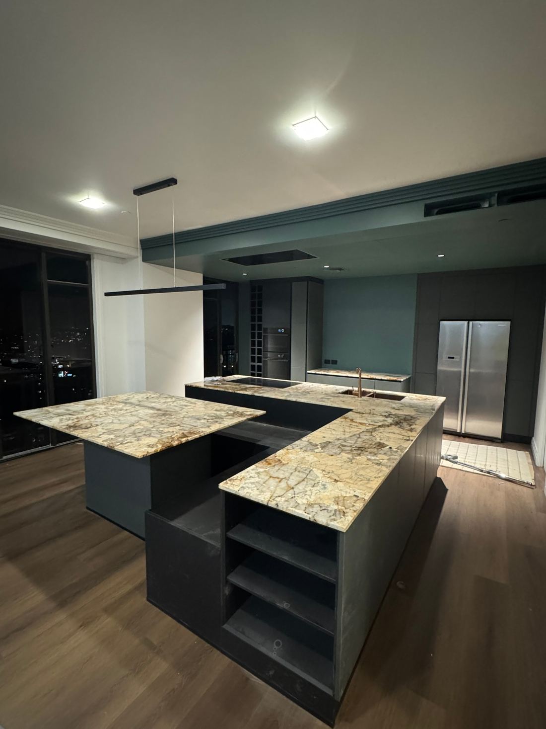 Kitchen with marble island