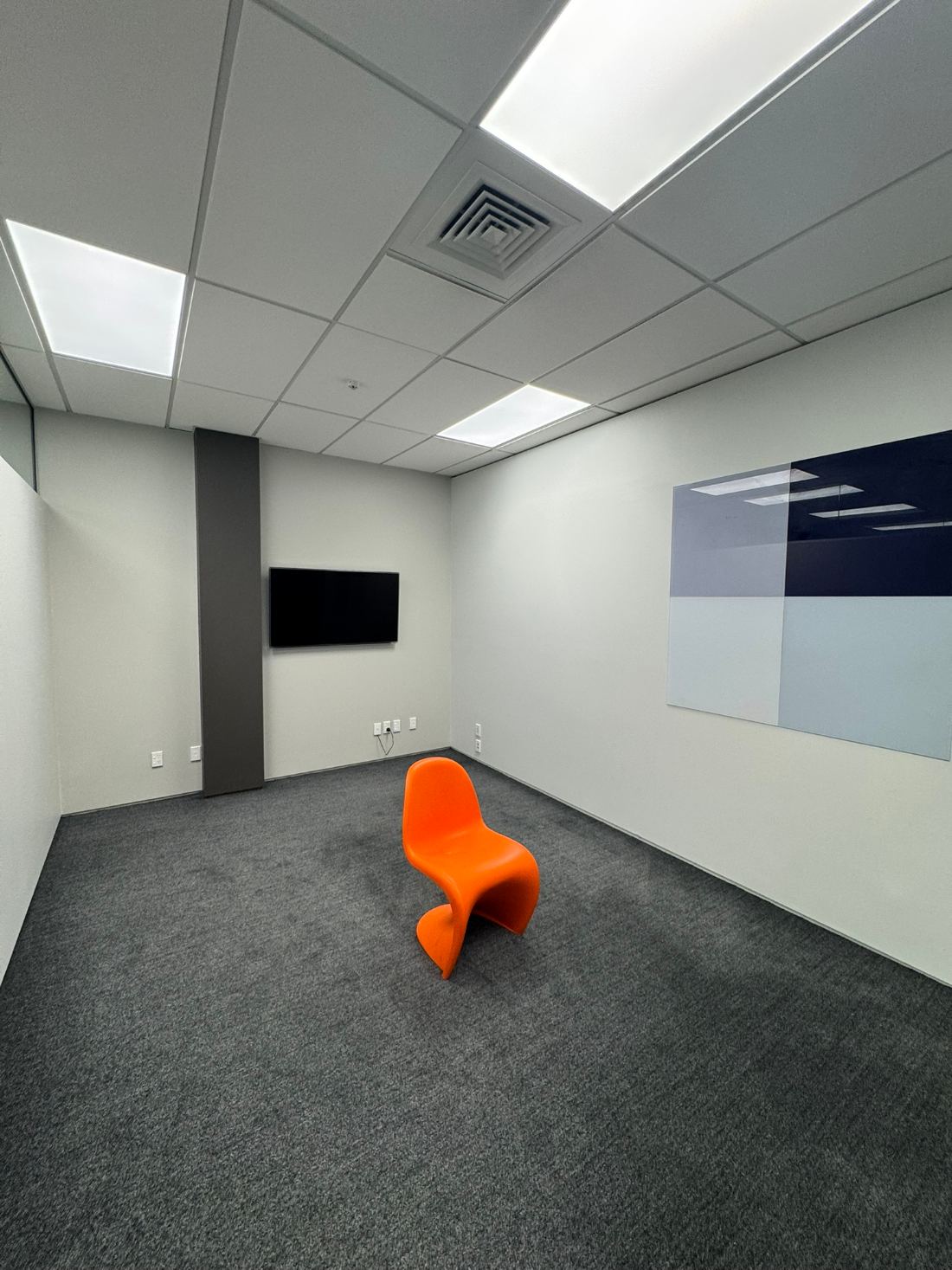 Office meeting room after repaint