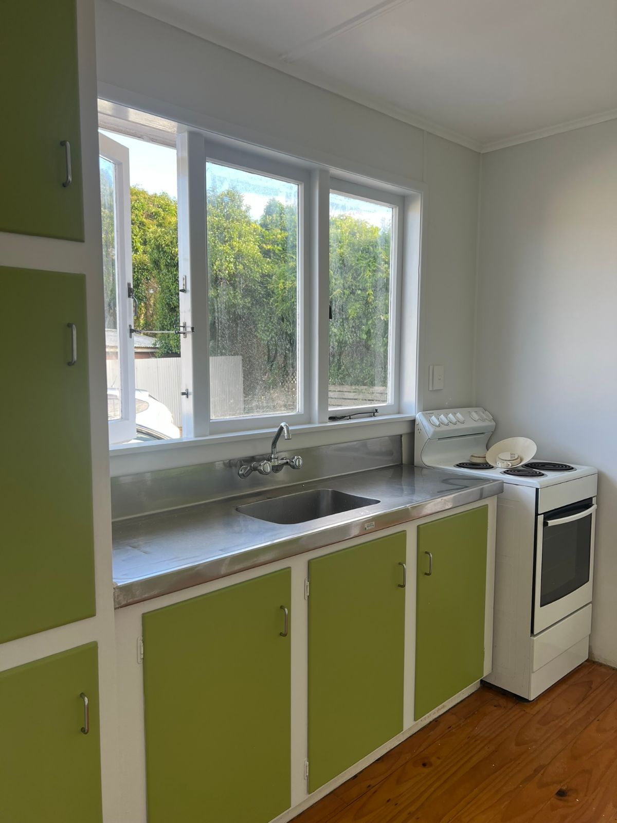 Rental kitchen repaint