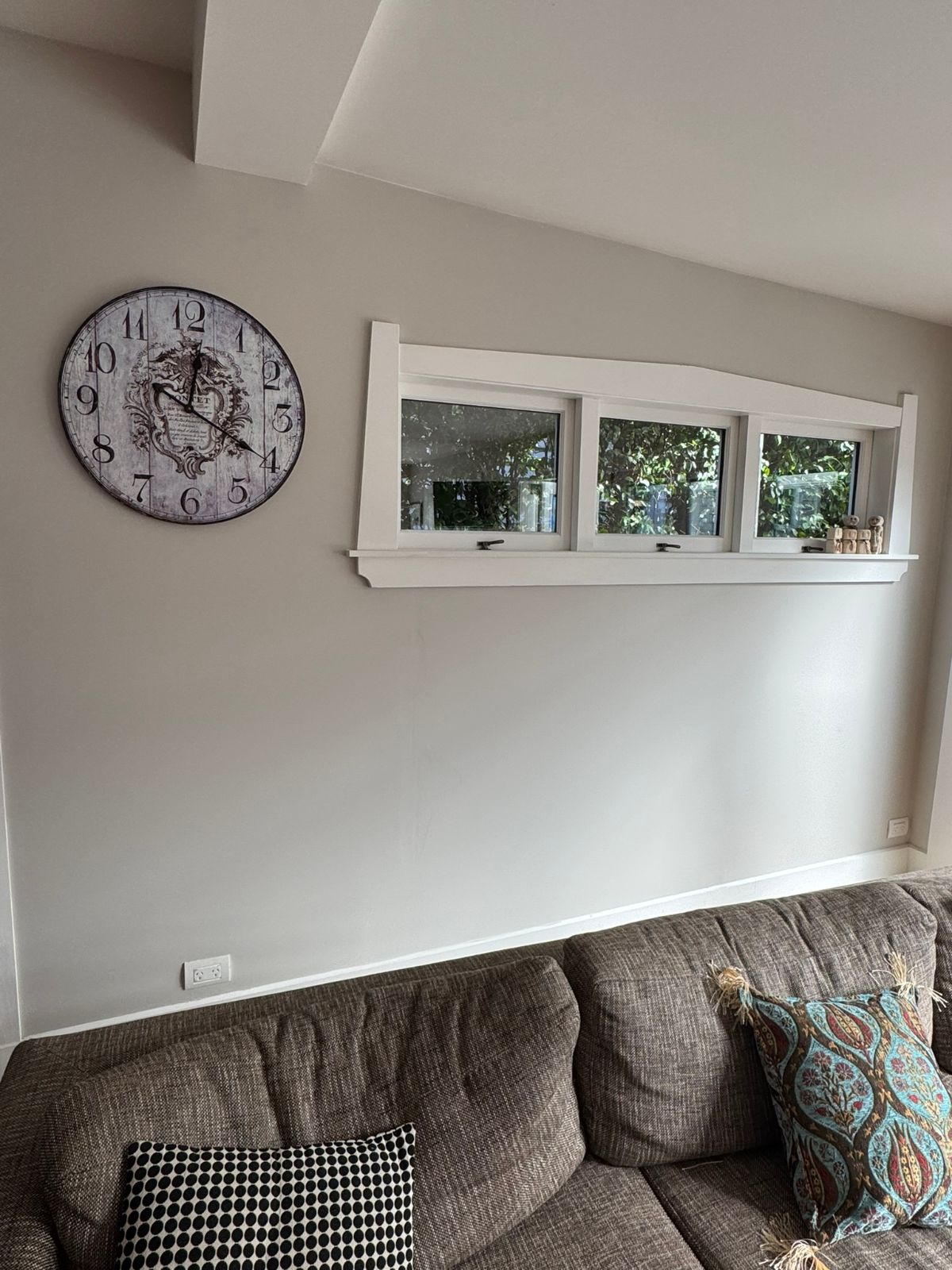 Living and dining repaint