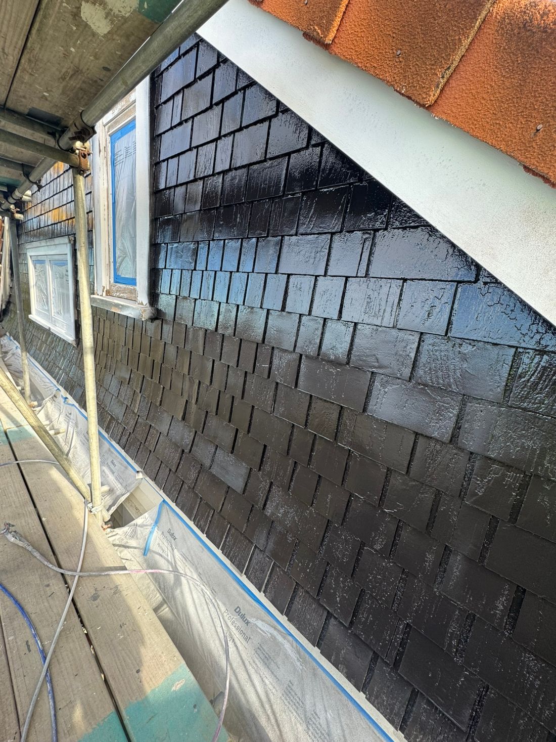 Shingle cladding after painting
